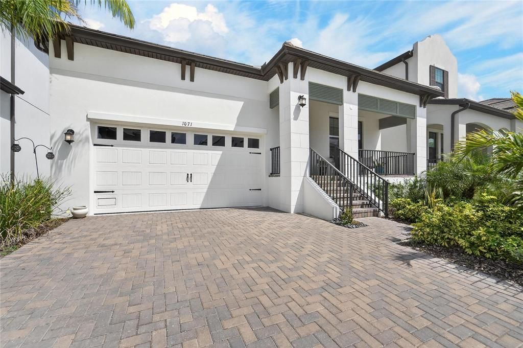 For Sale: $499,900 (3 beds, 2 baths, 1985 Square Feet)