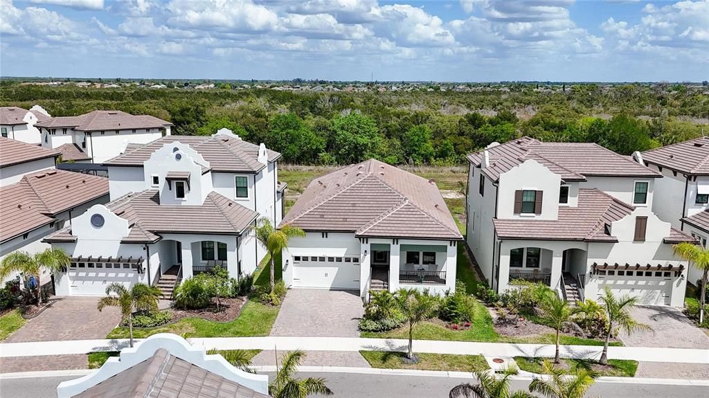 For Sale: $499,900 (3 beds, 2 baths, 1985 Square Feet)