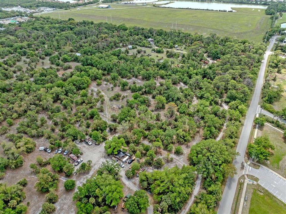 En Venta: $4,600,000 (20.30 acres)