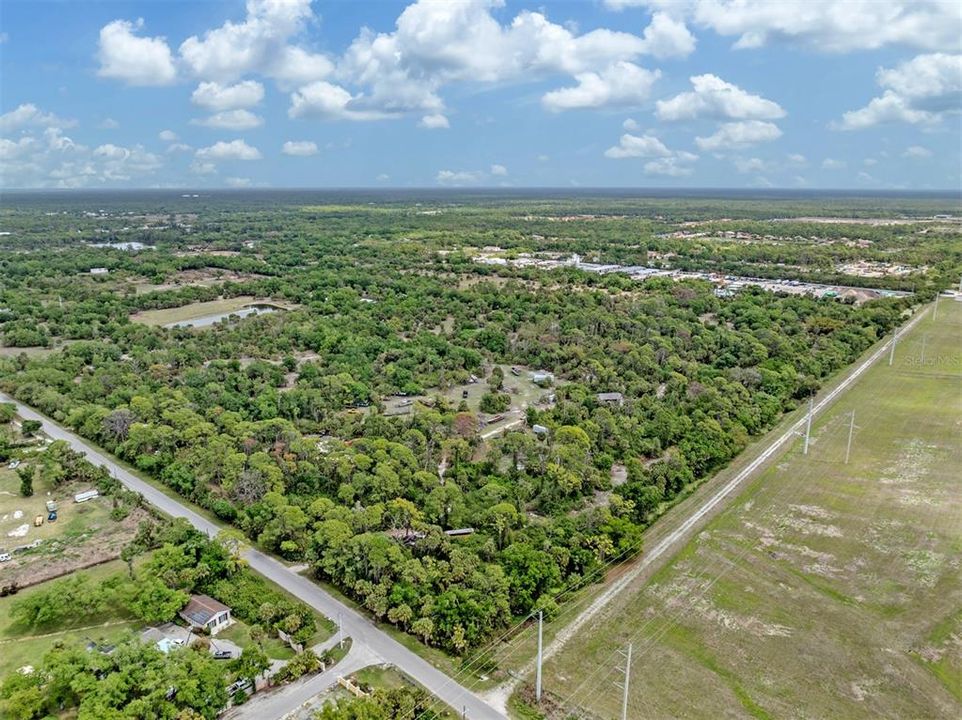 En Venta: $4,600,000 (20.30 acres)