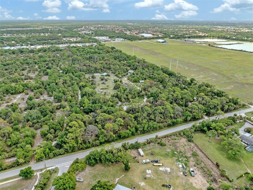 En Venta: $4,600,000 (20.30 acres)