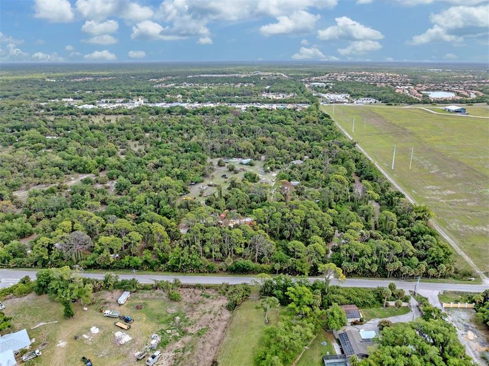 En Venta: $4,600,000 (20.30 acres)