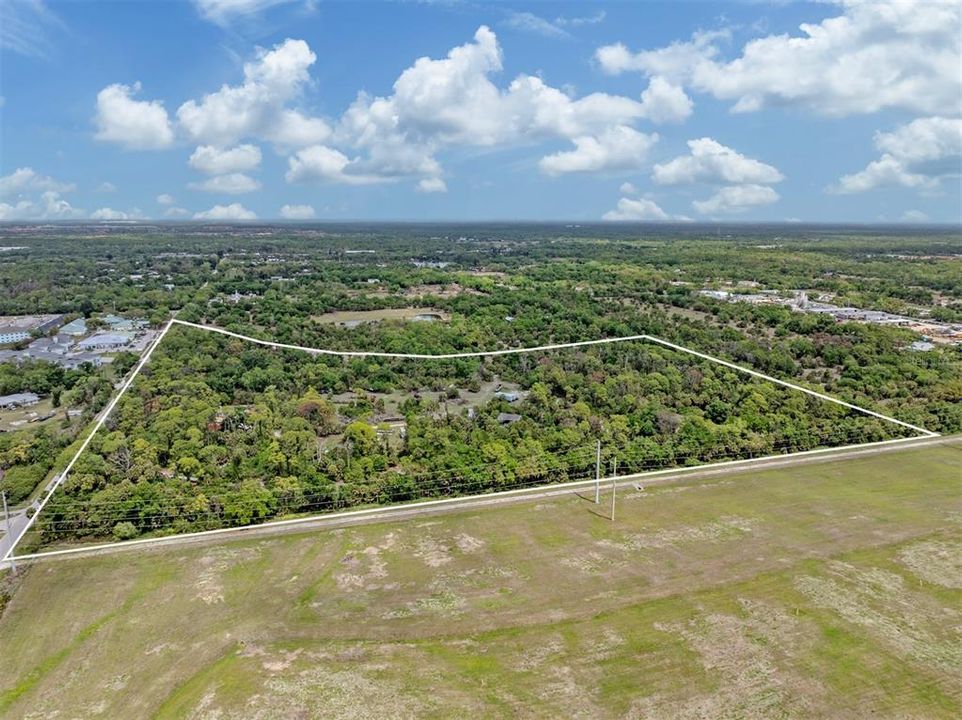 En Venta: $4,600,000 (20.30 acres)