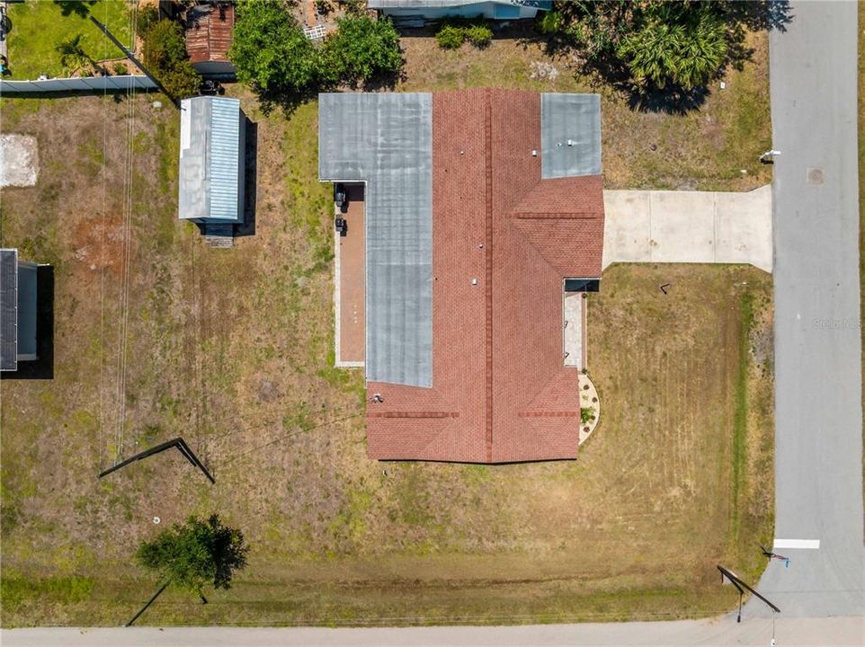 Activo con contrato: $449,000 (3 camas, 3 baños, 2402 Pies cuadrados)