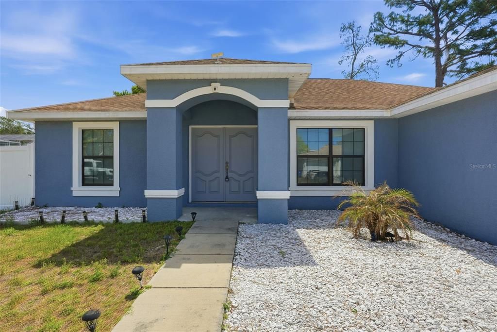 待售: $345,000 (3 贝兹, 2 浴室, 1698 平方英尺)