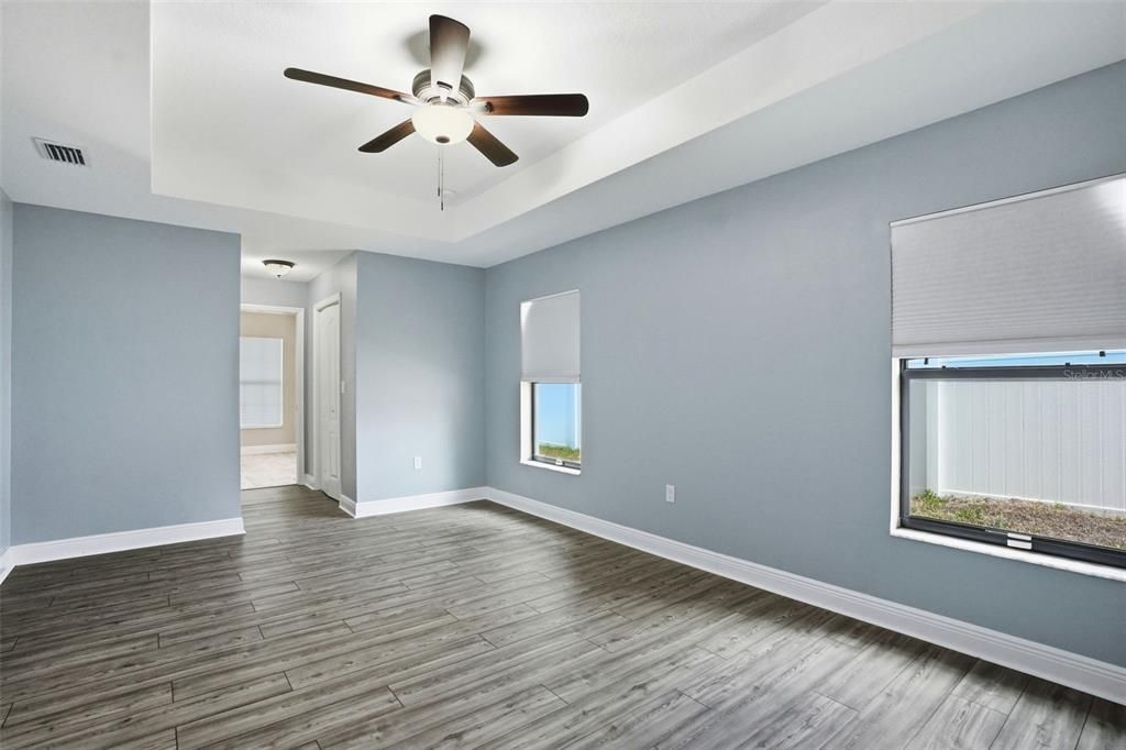 待售: $345,000 (3 贝兹, 2 浴室, 1698 平方英尺)