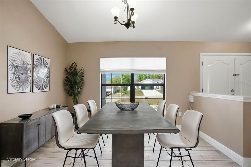 待售: $345,000 (3 贝兹, 2 浴室, 1698 平方英尺)