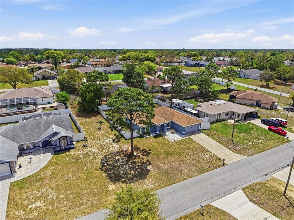 待售: $345,000 (3 贝兹, 2 浴室, 1698 平方英尺)