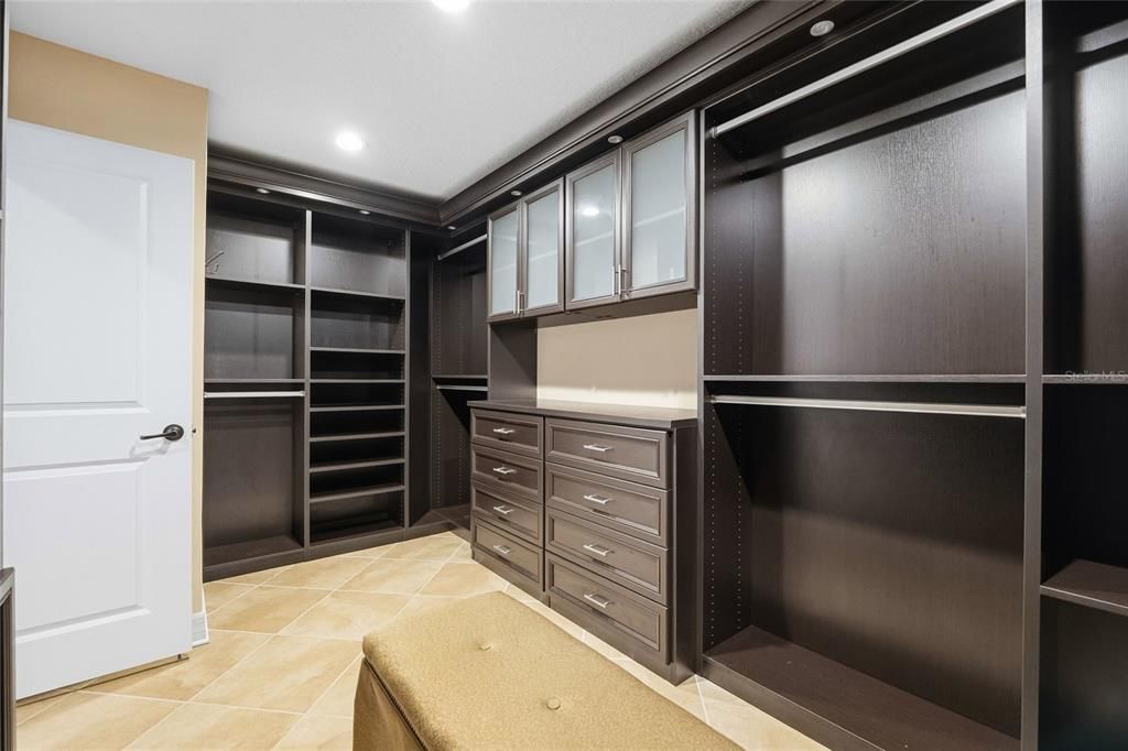 В аренду: $4,500 (4 спален, 3 ванн, 3282 Квадратных фут)