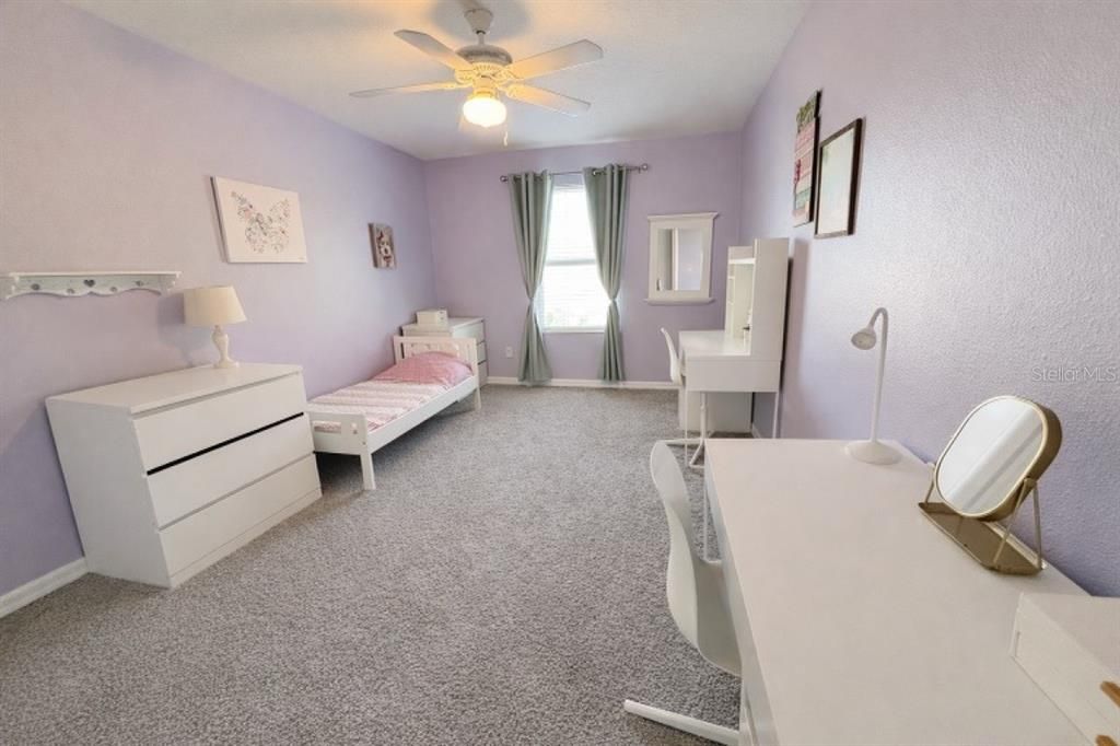 For Sale: $389,900 (3 beds, 2 baths, 2650 Square Feet)