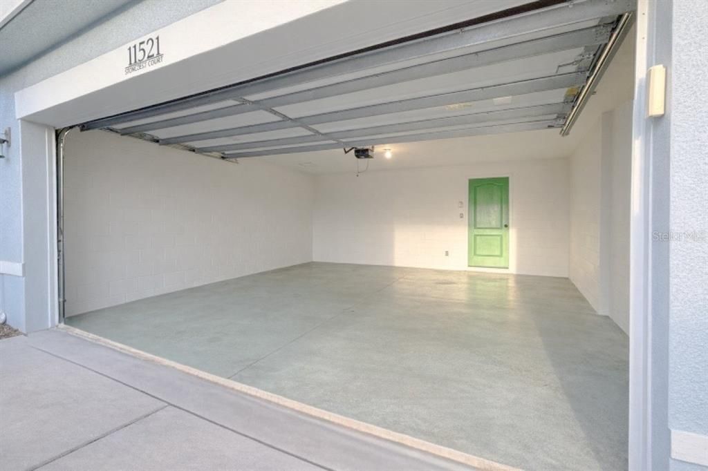 For Sale: $389,900 (3 beds, 2 baths, 2650 Square Feet)