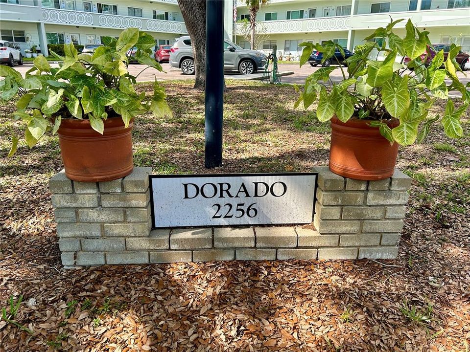 待售: $160,000 (2 贝兹, 2 浴室, 1100 平方英尺)