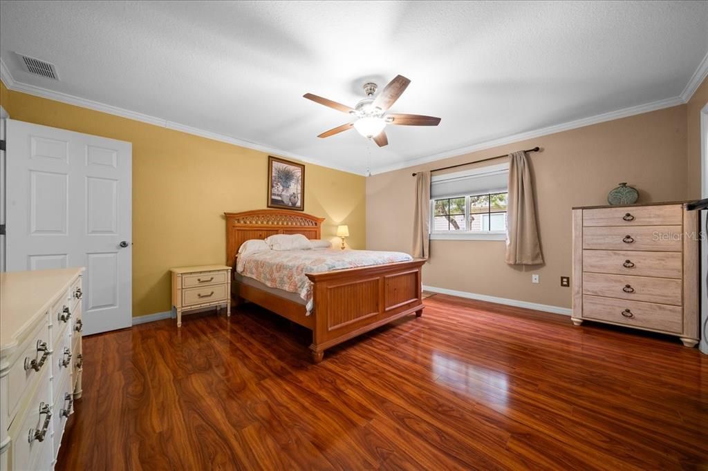 En Venta: $245,900 (3 camas, 2 baños, 1760 Pies cuadrados)