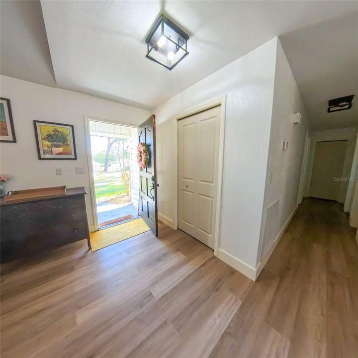 Active With Contract: $410,000 (3 beds, 2 baths, 1998 Square Feet)