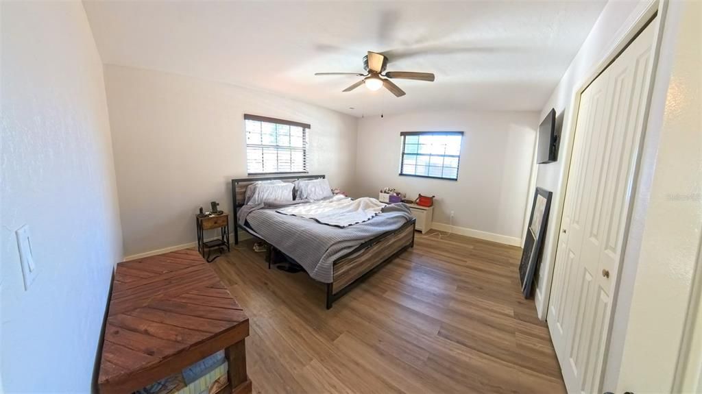 Active With Contract: $410,000 (3 beds, 2 baths, 1998 Square Feet)
