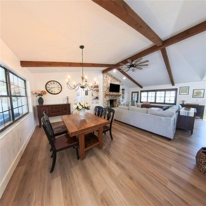 Active With Contract: $410,000 (3 beds, 2 baths, 1998 Square Feet)