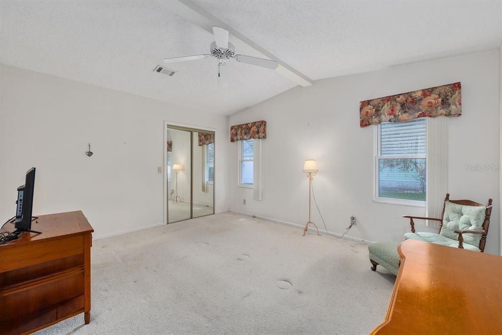 En Venta: $189,700 (2 camas, 2 baños, 1144 Pies cuadrados)