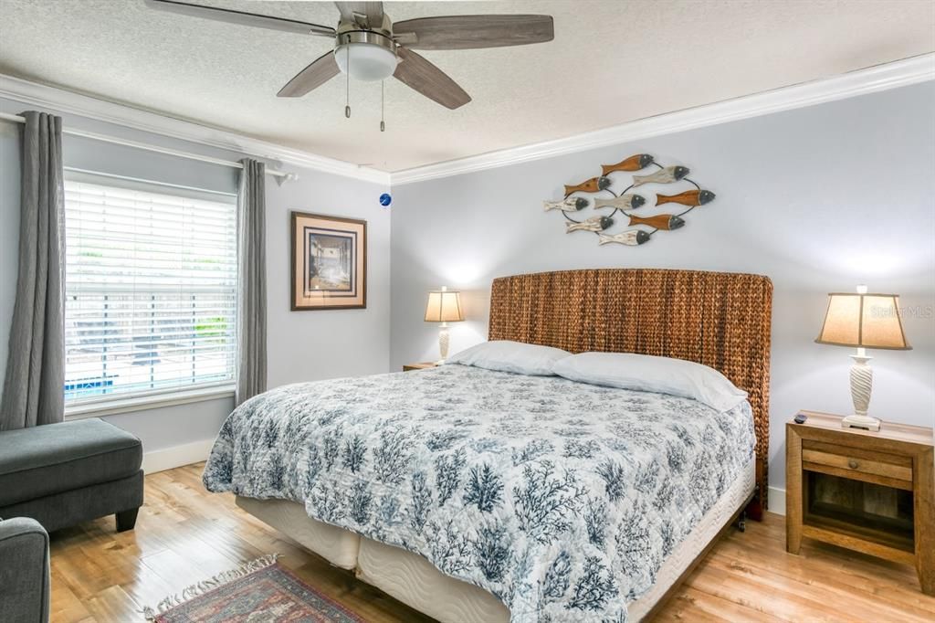 En Venta: $799,000 (4 camas, 2 baños, 1975 Pies cuadrados)