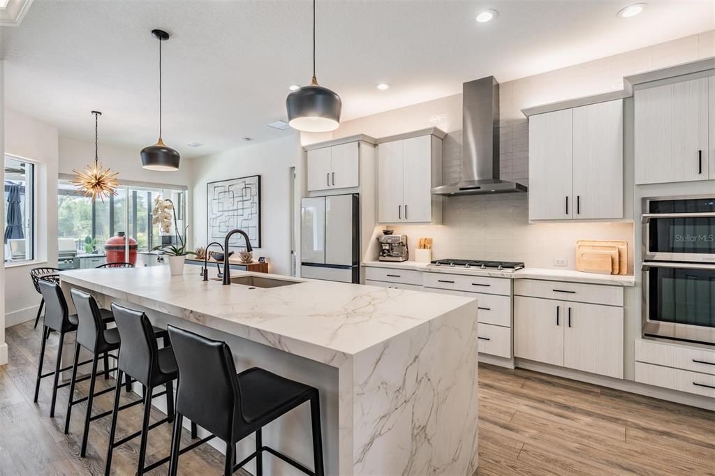 На продажу: $939,000 (3 спален, 2 ванн, 2388 Квадратных фут)