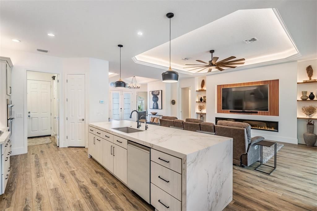 На продажу: $939,000 (3 спален, 2 ванн, 2388 Квадратных фут)