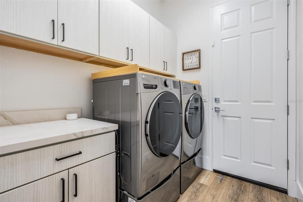 На продажу: $939,000 (3 спален, 2 ванн, 2388 Квадратных фут)