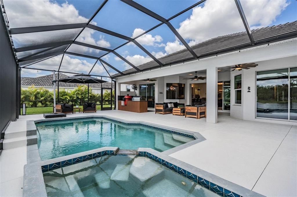 На продажу: $939,000 (3 спален, 2 ванн, 2388 Квадратных фут)