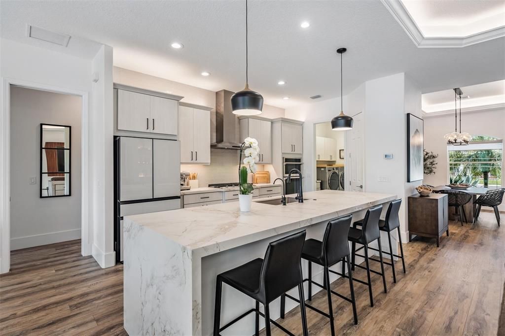 На продажу: $939,000 (3 спален, 2 ванн, 2388 Квадратных фут)