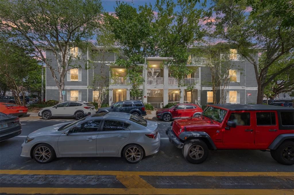 На продажу: $365,000 (2 спален, 2 ванн, 1155 Квадратных фут)