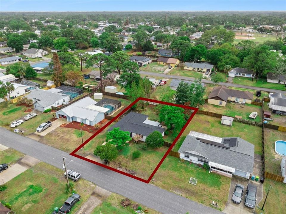 Activo con contrato: $325,000 (3 camas, 2 baños, 1460 Pies cuadrados)