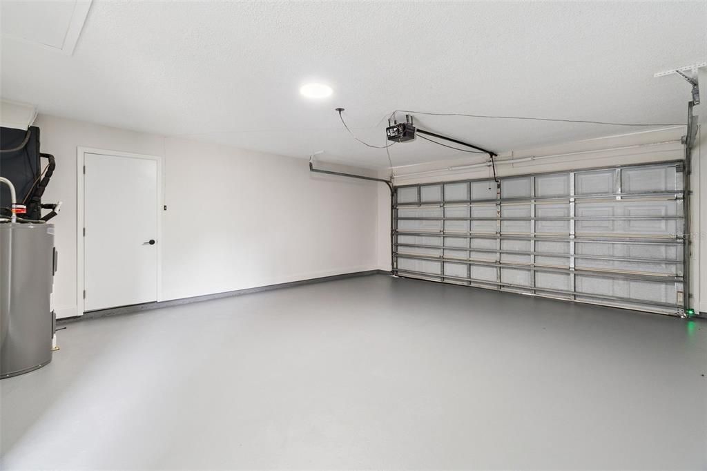 Activo con contrato: $325,000 (3 camas, 2 baños, 1460 Pies cuadrados)