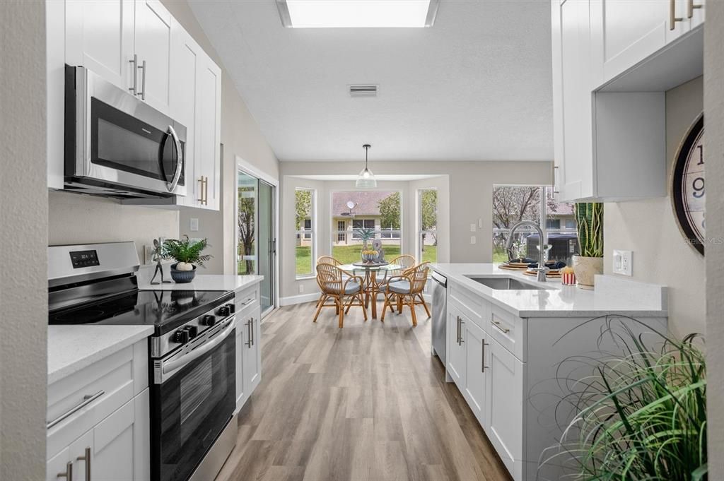 На продажу: $374,900 (2 спален, 2 ванн, 1546 Квадратных фут)