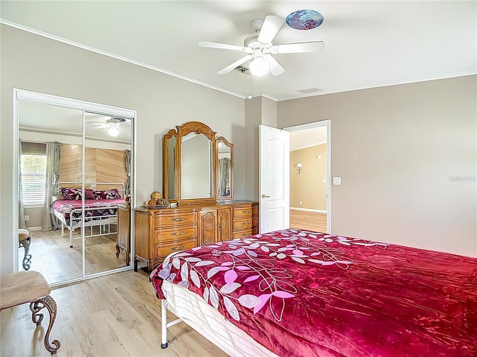 For Sale: $260,000 (2 beds, 2 baths, 1512 Square Feet)