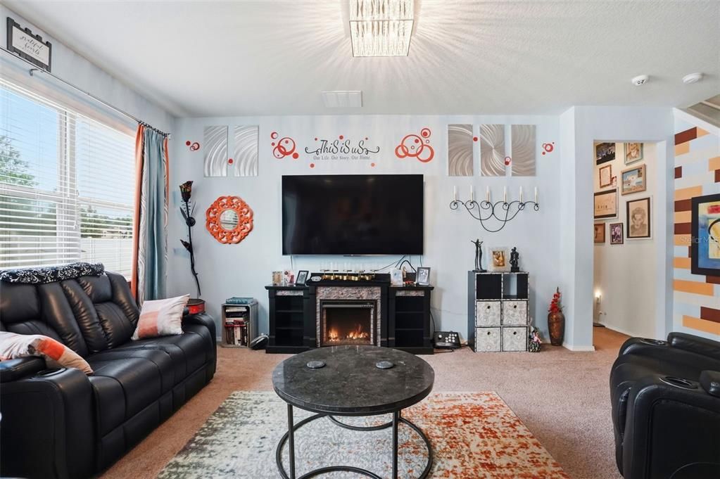 En Venta: $397,500 (4 camas, 2 baños, 2854 Pies cuadrados)