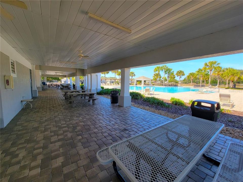 En Venta: $397,500 (4 camas, 2 baños, 2854 Pies cuadrados)