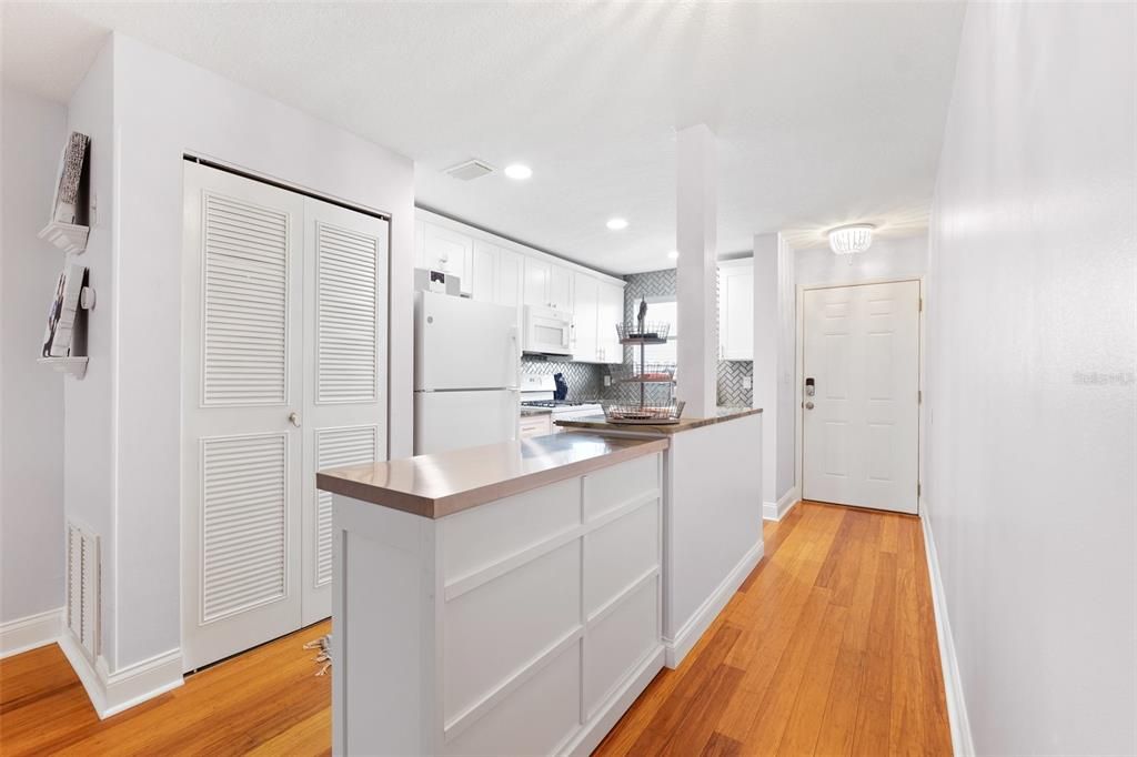En Venta: $175,000 (1 camas, 1 baños, 1060 Pies cuadrados)