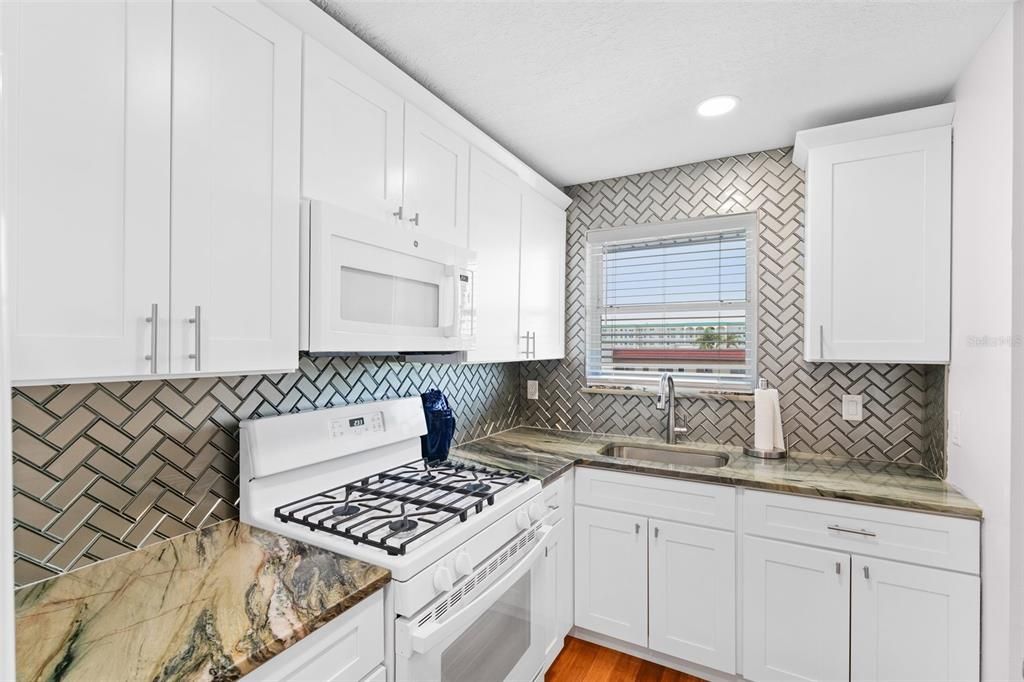 En Venta: $175,000 (1 camas, 1 baños, 1060 Pies cuadrados)