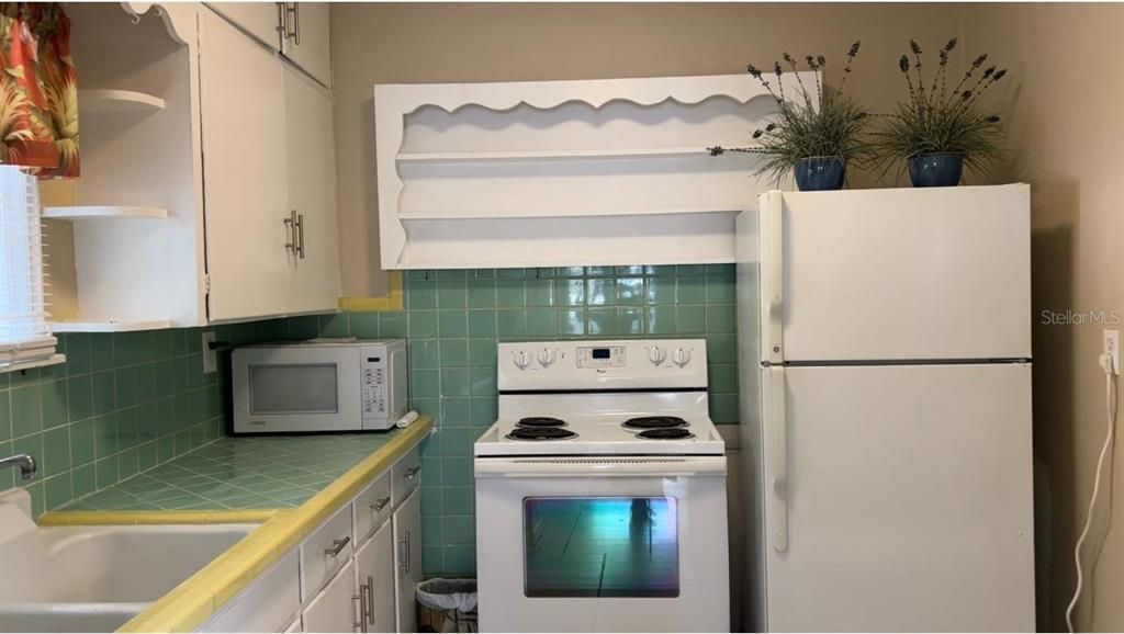 Activo con contrato: $2,400,000 (10 camas, 0 baños, 4435 Pies cuadrados)