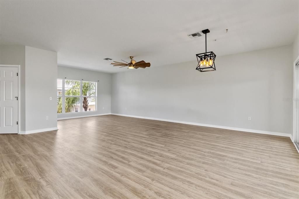 For Rent: $3,100 (3 beds, 3 baths, 2044 Square Feet)