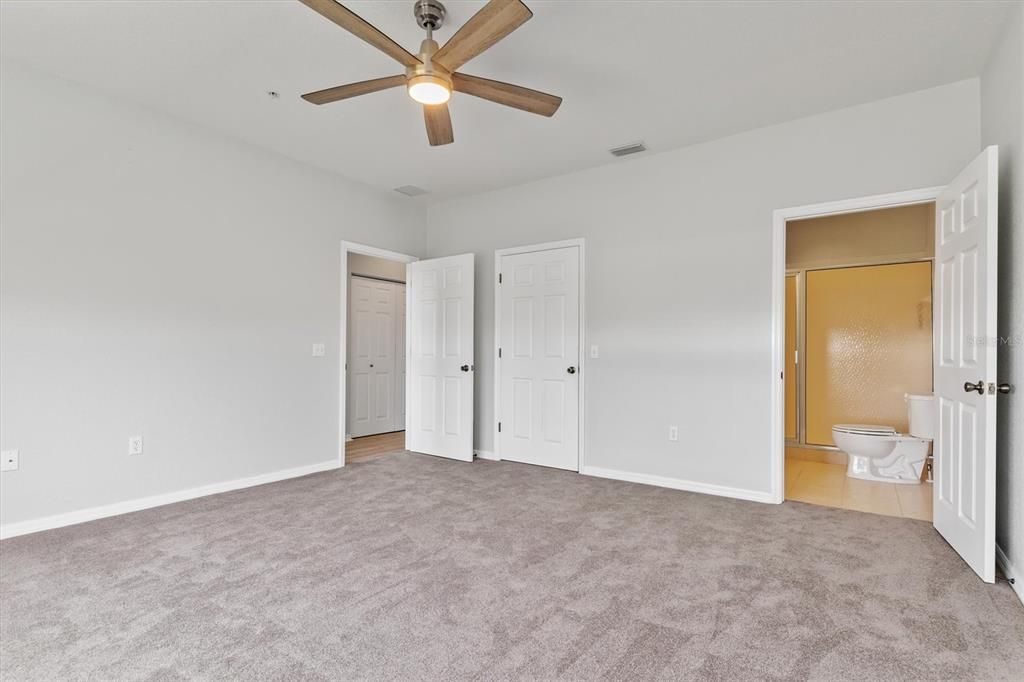 For Rent: $3,100 (3 beds, 3 baths, 2044 Square Feet)