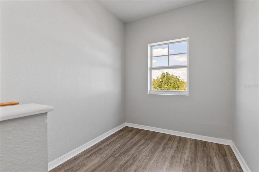 For Rent: $3,100 (3 beds, 3 baths, 2044 Square Feet)