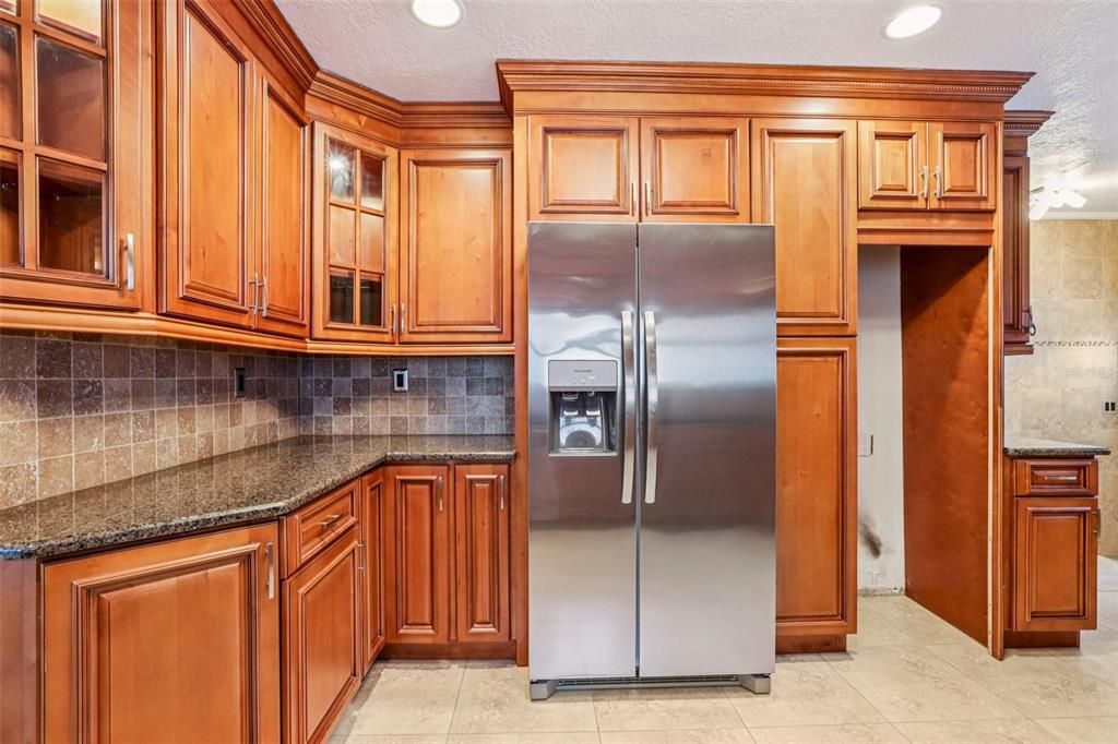 На продажу: $809,000 (3 спален, 1 ванн, 1800 Квадратных фут)