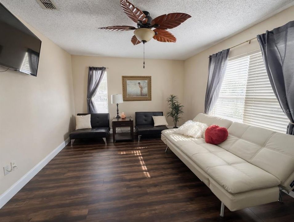 Active With Contract: $829,000 (5 beds, 3 baths, 3646 Square Feet)