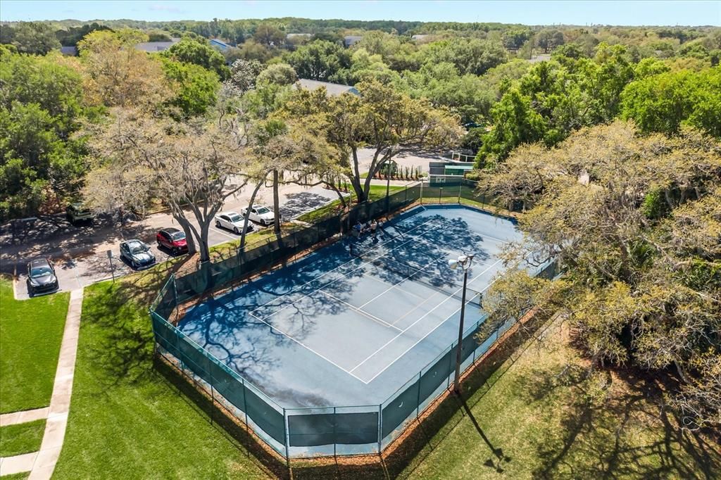 En Venta: $213,500 (2 camas, 2 baños, 899 Pies cuadrados)