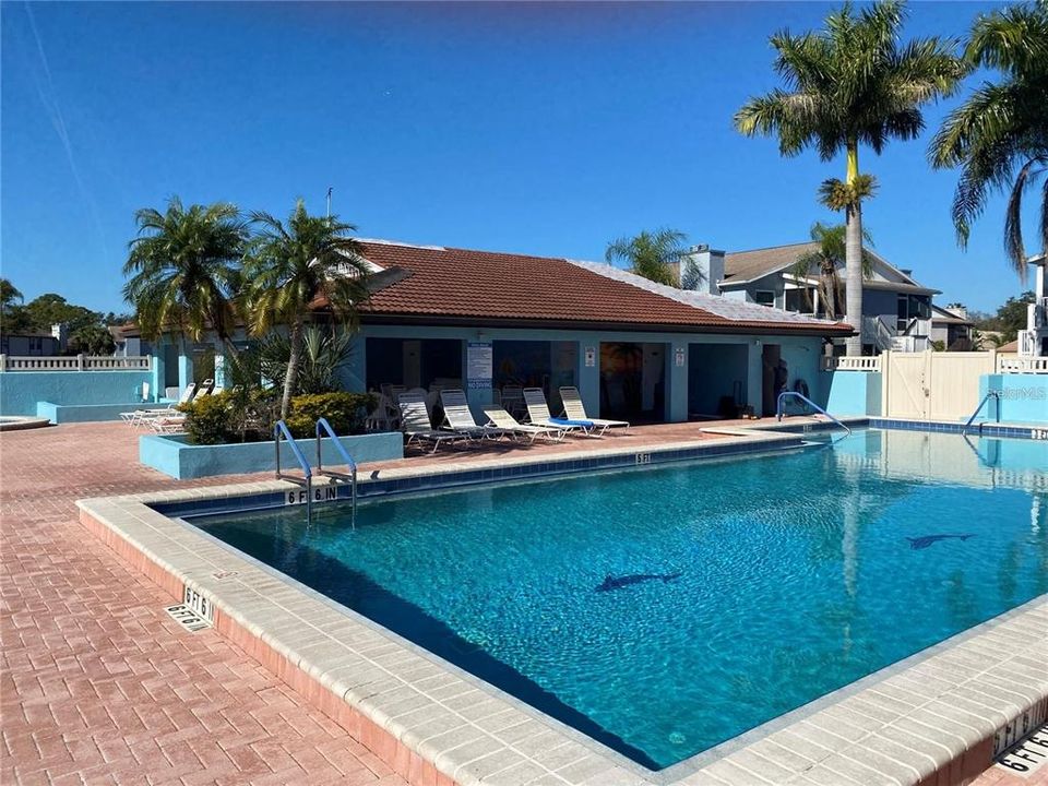 Activo con contrato: $99,900 (2 camas, 2 baños, 912 Pies cuadrados)
