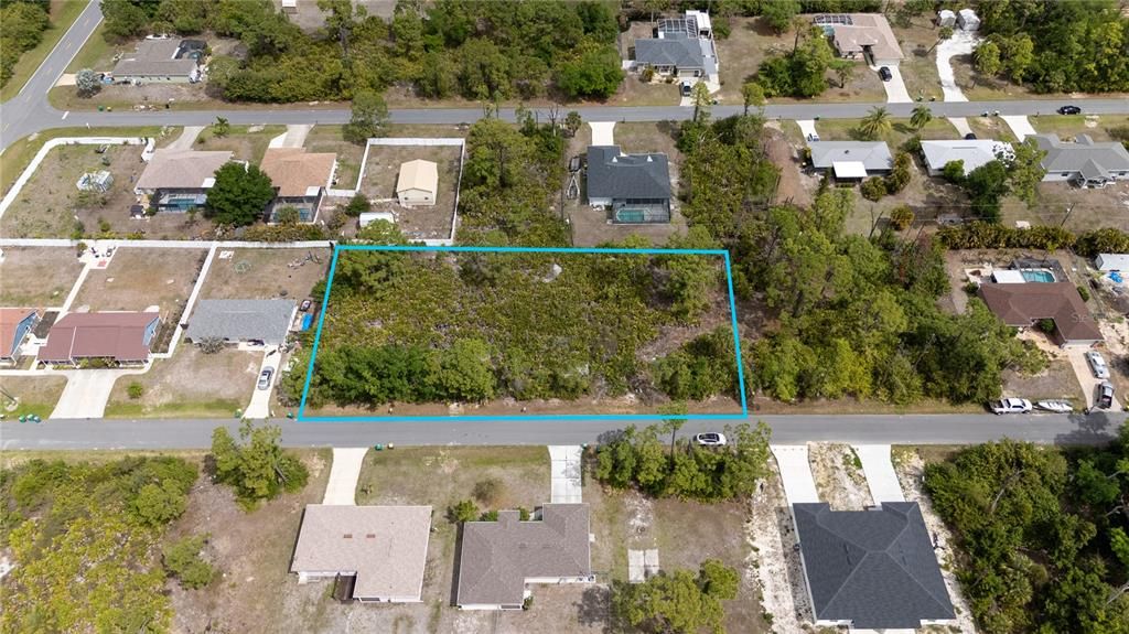 На продажу: $120,000 (0.69 acres)