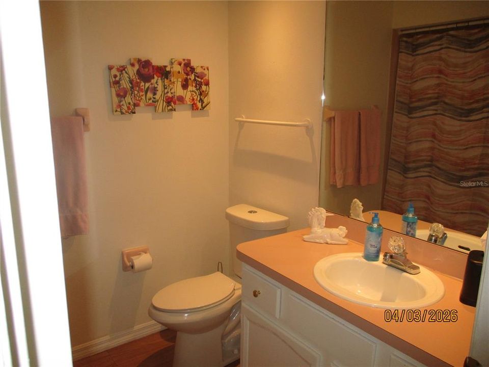 На продажу: $249,000 (2 спален, 2 ванн, 1121 Квадратных фут)