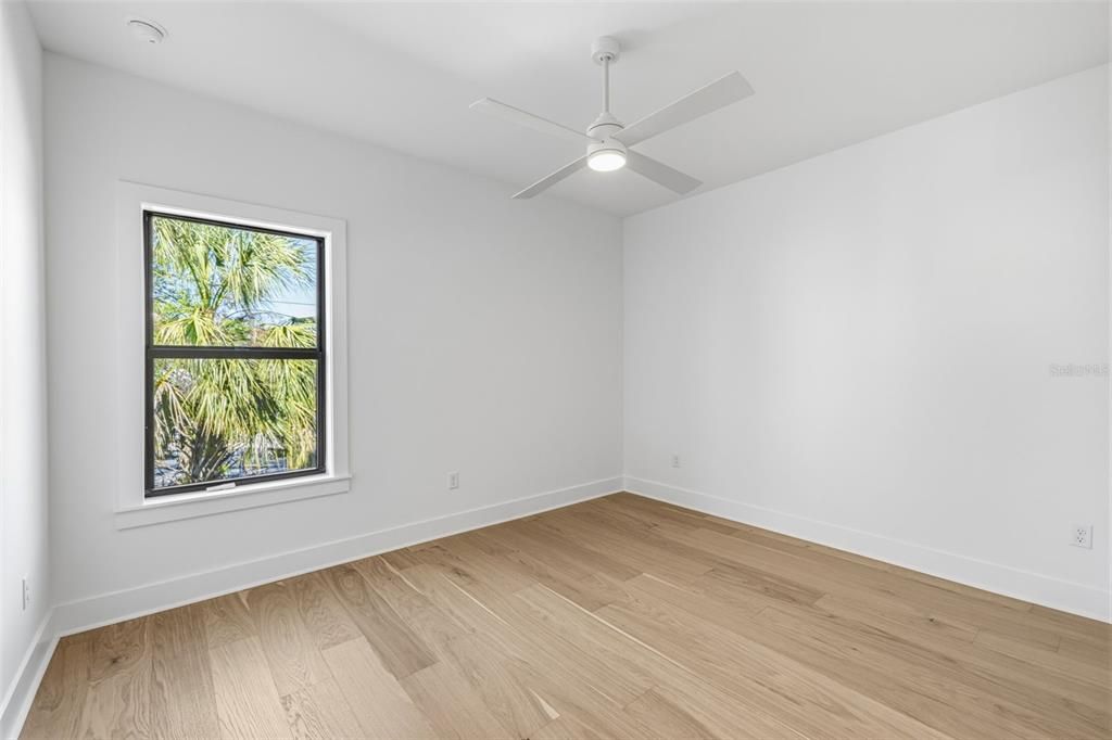 В аренду: $9,500 (4 спален, 4 ванн, 3016 Квадратных фут)