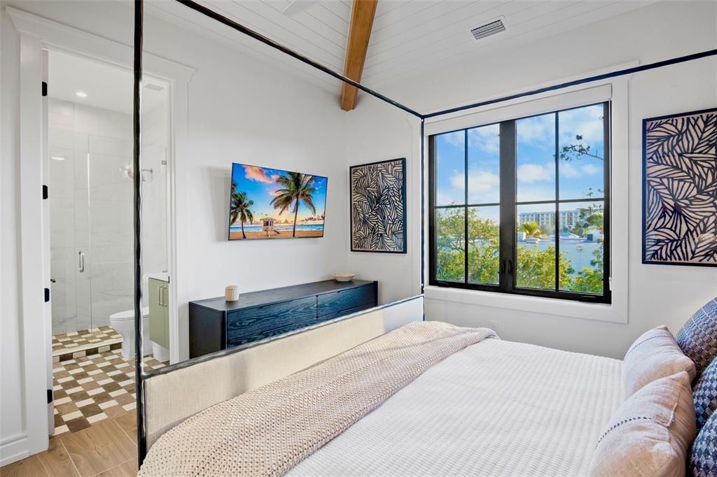 En Venta: $6,295,000 (9 camas, 9 baños, 4944 Pies cuadrados)