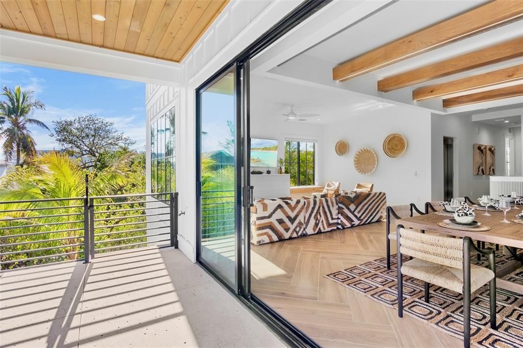 En Venta: $6,295,000 (9 camas, 9 baños, 4944 Pies cuadrados)