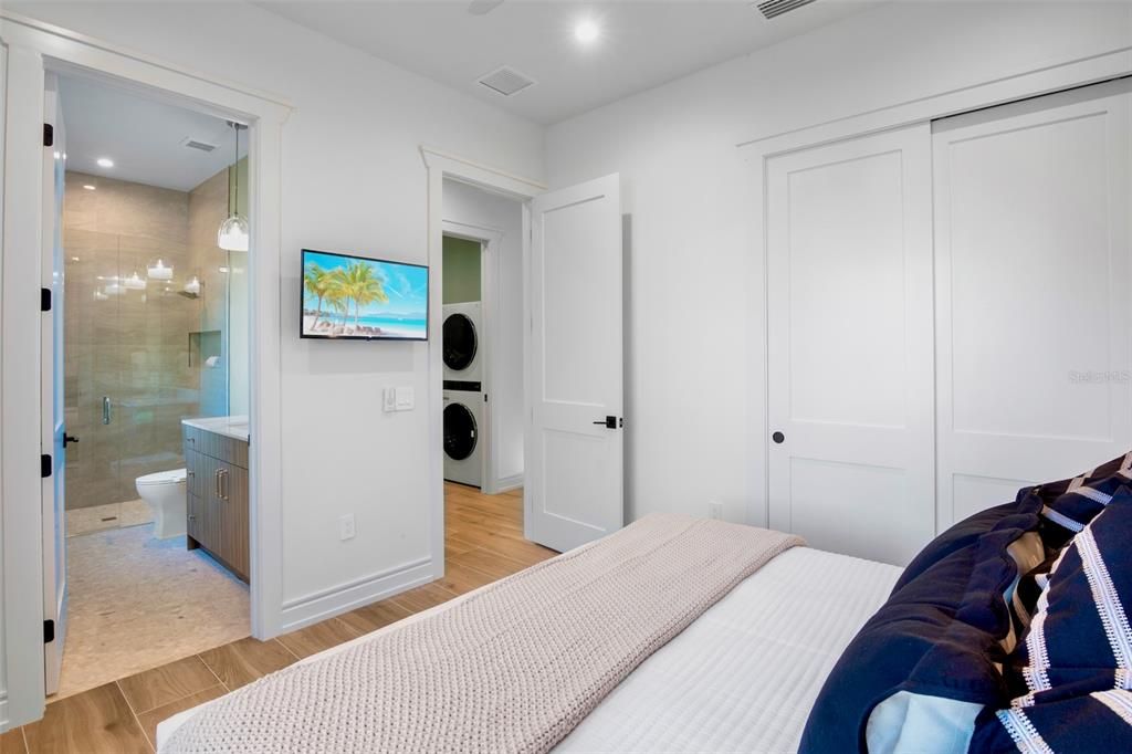 En Venta: $6,295,000 (9 camas, 9 baños, 4944 Pies cuadrados)